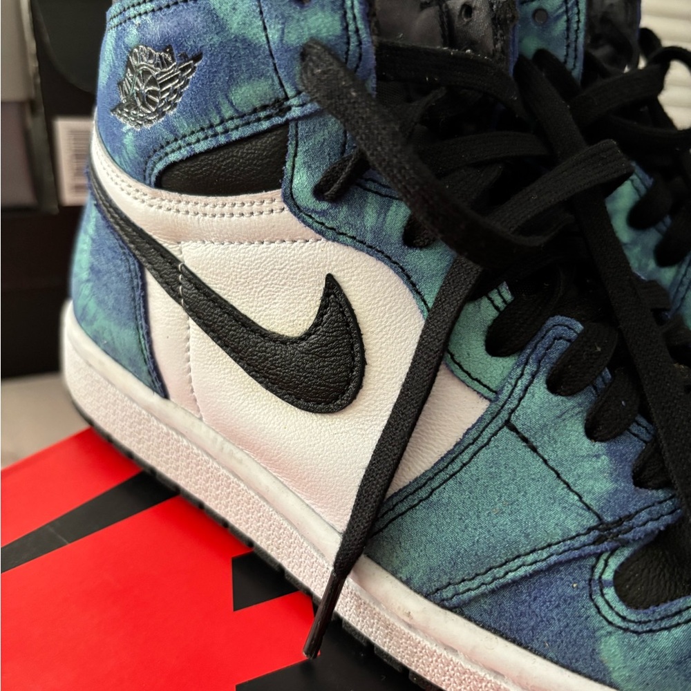 Jordan Air Jordan 1 High OG Sneakers